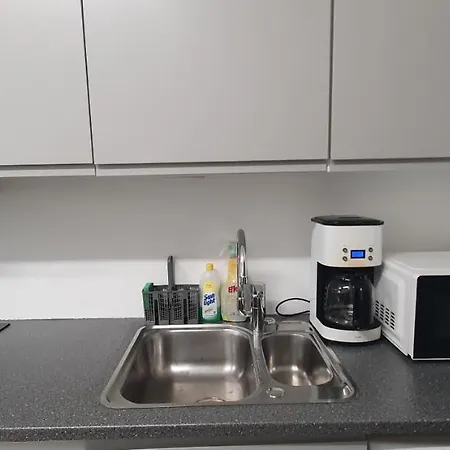 شقة Tromsoapartment Silent Area With Free Parking I Have Caravan For Rent Same Place, 4 People