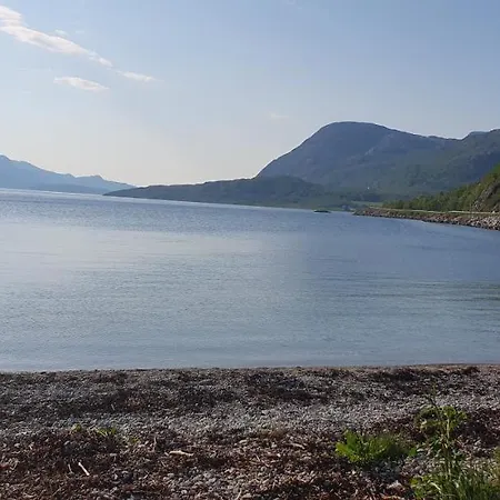 Διαμέρισμα Tromsoapartment Silent Area With View I Have Warm Caravan For Rent Same Place, 4 People