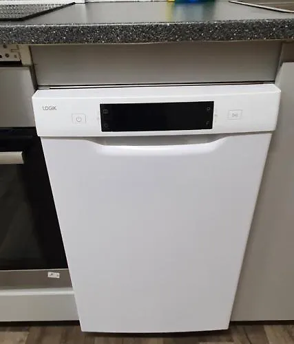 アパート Tromsoapartment Silent Area With Free Parking I Have Caravan For Rent Same Place, 4 People