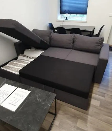 Tromsoapartment Silent Area With Free Parking I Have Caravan For Rent Same Place, 4 People 公寓 特罗姆瑟