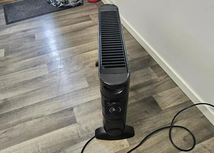 Tromsoapartment Silent Area With Free Parking I Have Caravan For Rent Same Place, 4 People Apartamento