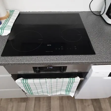 Apartment Tromsoapartment Silent Area With View I Have Warm Caravan For Rent Same Place, 4 People Tromso